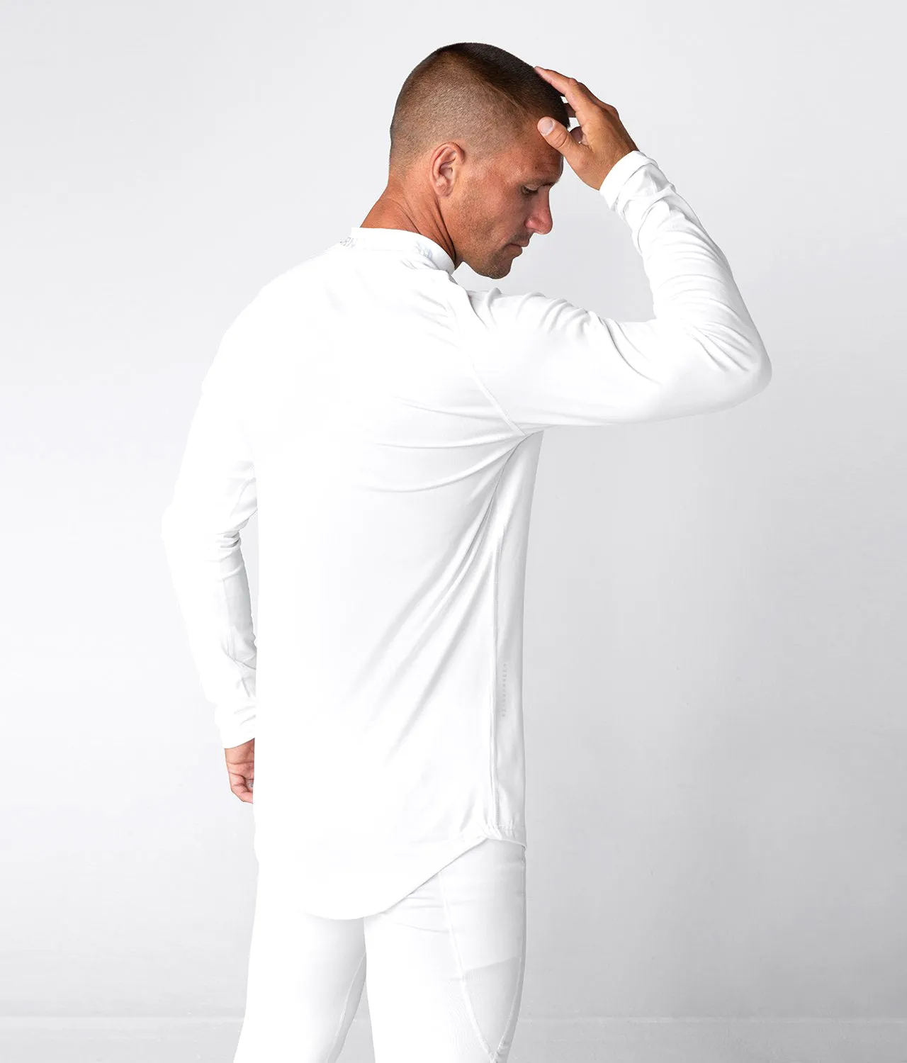 9400 . Momentum Regular-Fit Base Layer Shirt - White